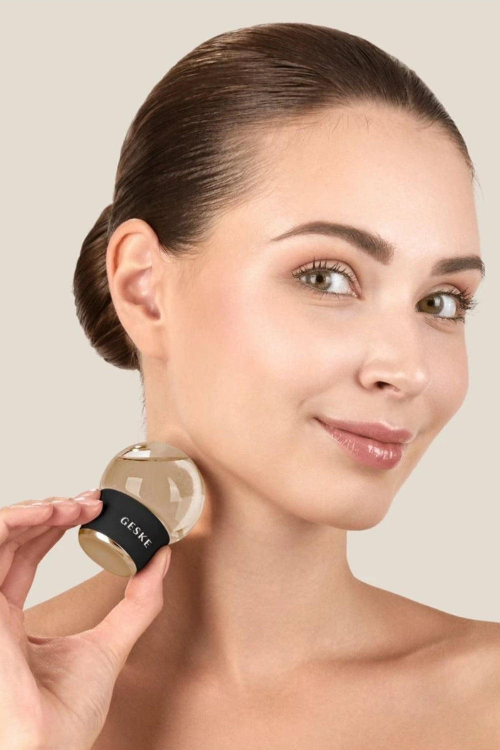 Geske-Sıcak Soğuk Yüz Ve Vücut Masaj Aleti /Cool & Warm Face And Body Massager-Cilt Bakım Aletleri-4-roqelvaxirum.shop