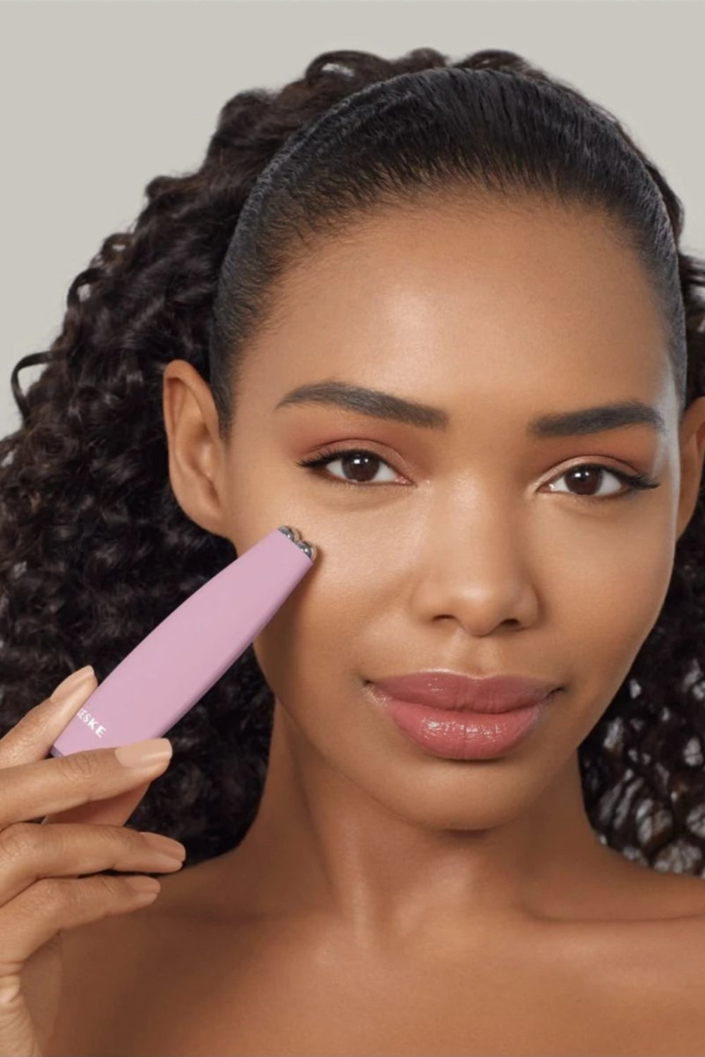 Geske-Titreşimli Mikro Akım Yüz Germe Ve Sıkılaştırma Sağlayan Akıllı Kalem | Micro Current Face Lift Pen-Cilt Bakım Aletleri-37-roqelvaxirum.shop