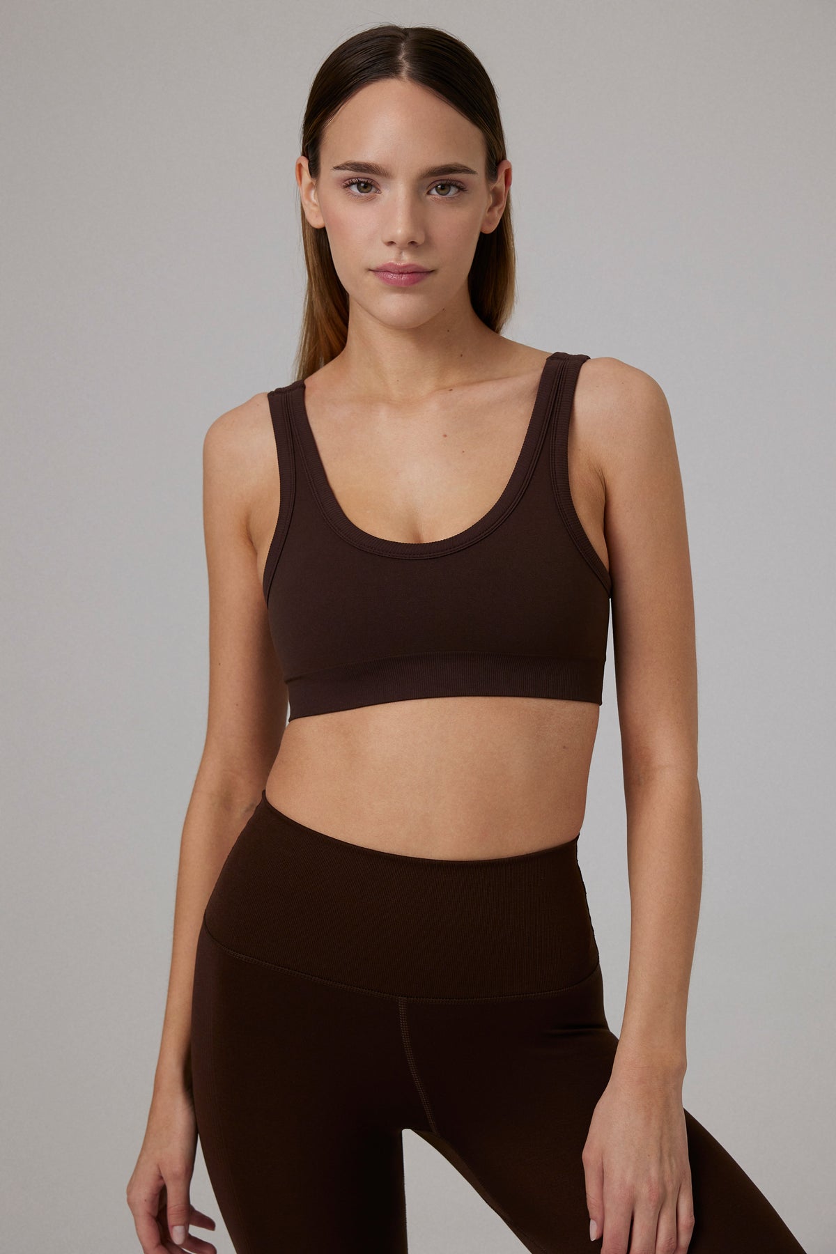 Glo Studio-Nil Seamless Bra Mocha-Bralet-1-roqelvaxirum.shop