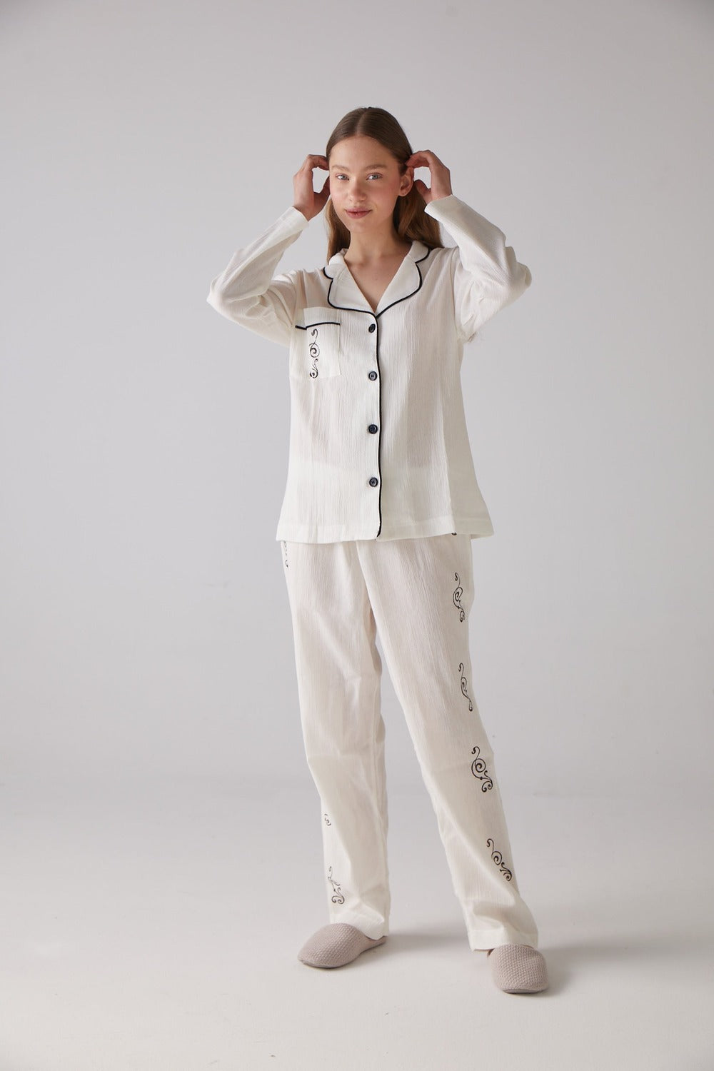 Handarte Los Angeles-Nota Desen Beyaz Uzun Pijama Takımı-Pijama Takımı-2-roqelvaxirum.shop