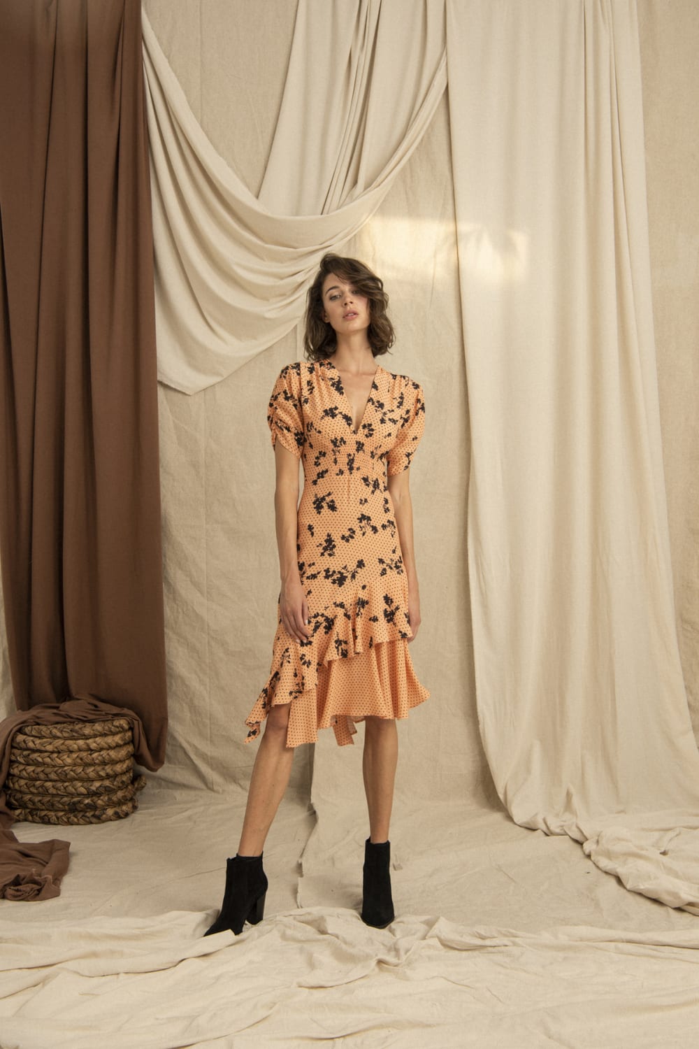 Hip + Happen-Fiona Somon-Elbise-3-roqelvaxirum.shop