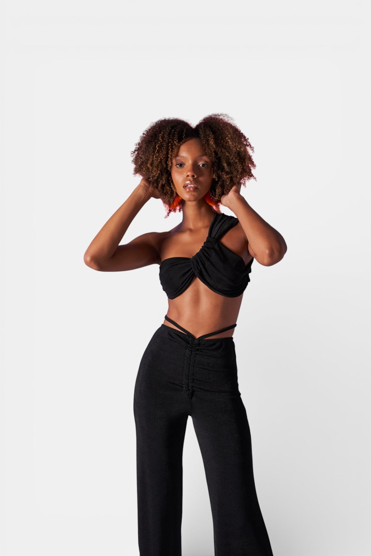 Holly Lolly-Beatrice Omuz Detaylı Crop Bluz – Si̇yah-Bluz-1-roqelvaxirum.shop