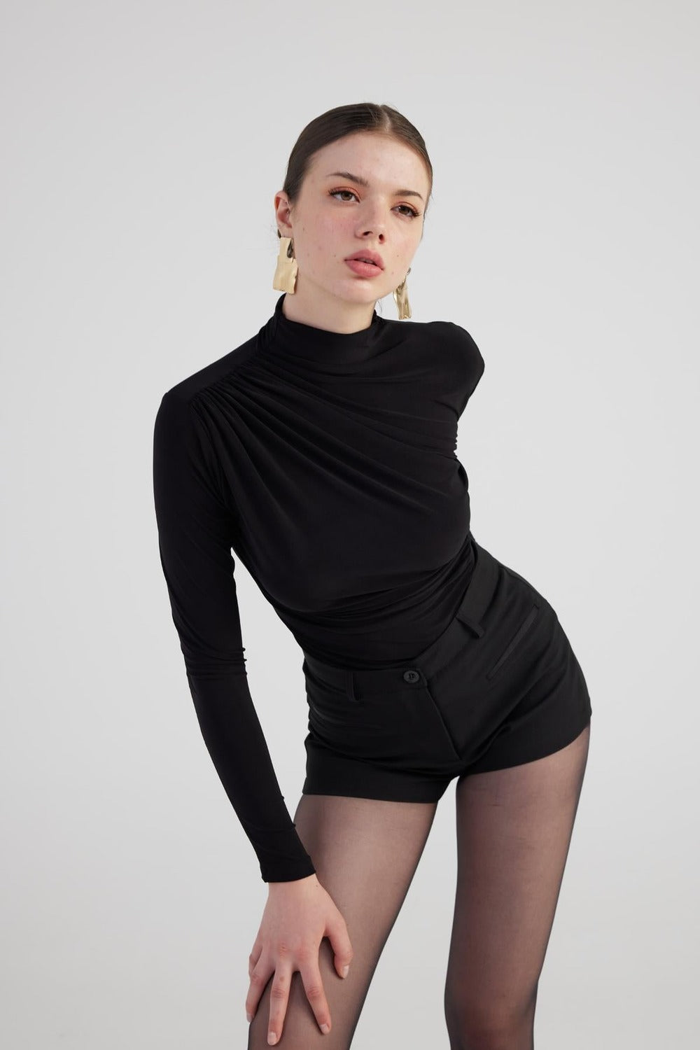 Drape Detaylı Balıkçı Yaka Fables Bluz Siyah