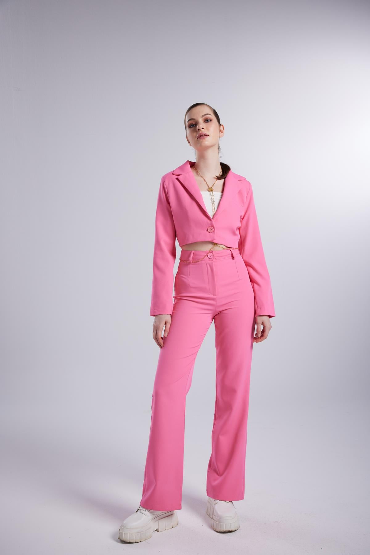Holly Lolly-Vatkalı Atlas Kumaş Crop Model Panky Ceket Pembe-Ceket-2-roqelvaxirum.shop
