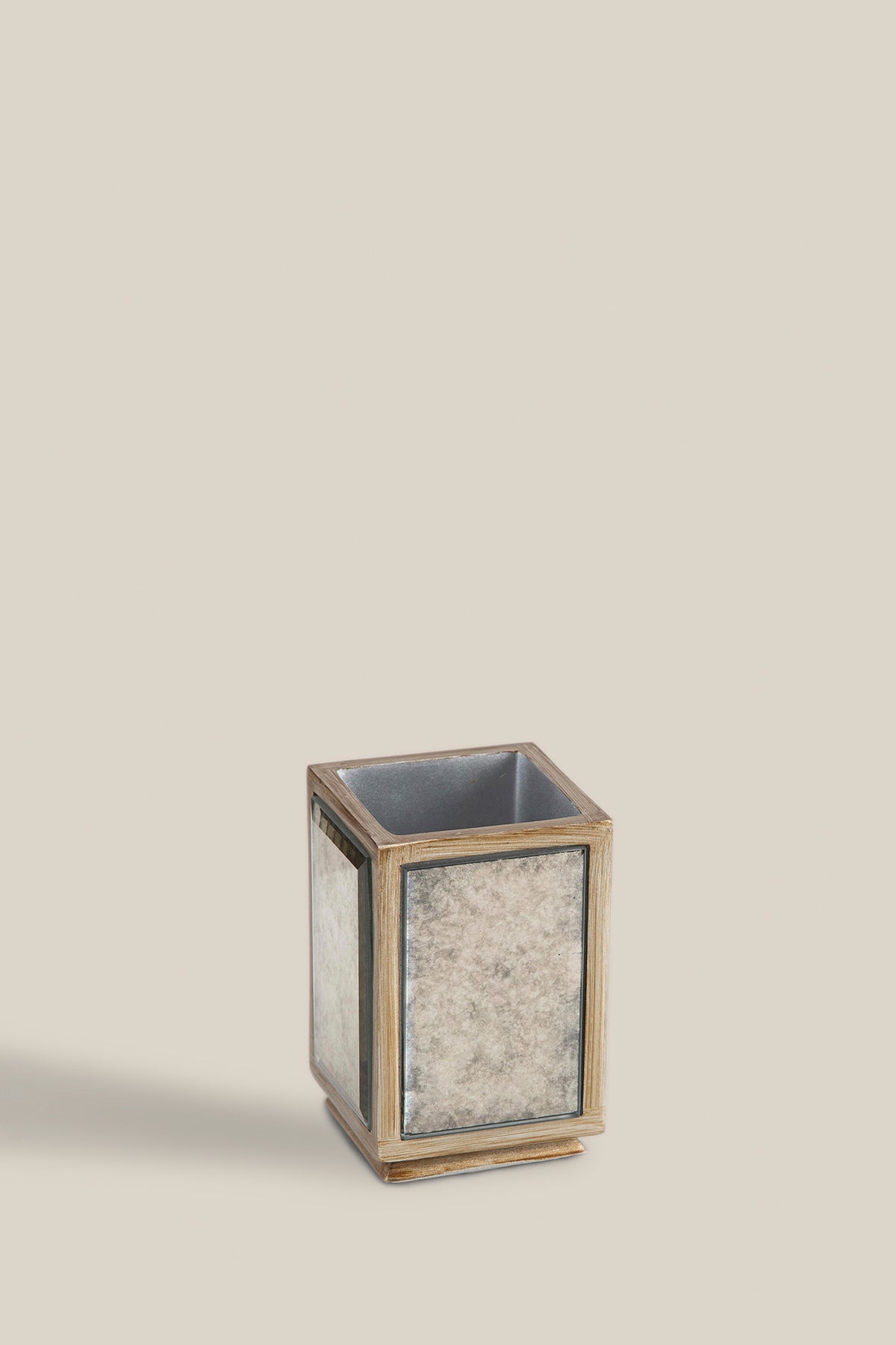 İRYA-Cara Diş Fırçalık 7X7X10-Banyo Düzenleyicileri-1-roqelvaxirum.shop