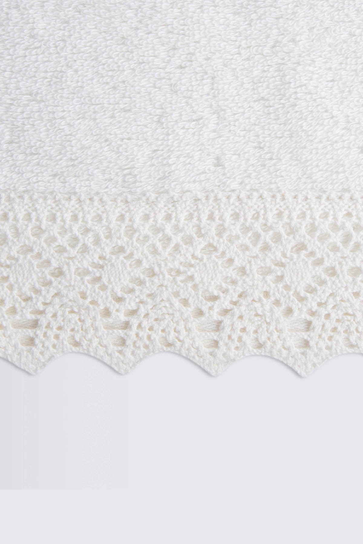 Irya-Lacy Banyo Havlusu 90x150 Cm Ekru-Havlu-3-roqelvaxirum.shop