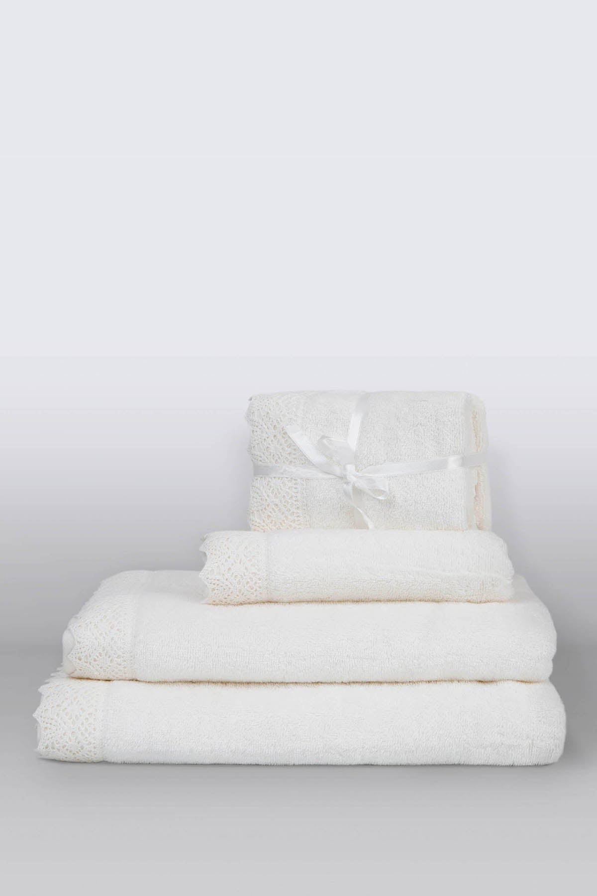 Irya-Lacy Banyo Havlusu 90x150 Cm Ekru-Havlu-4-roqelvaxirum.shop