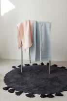 İRYA-Lowell Yuvarlak Banyo Paspası %100 Pamuk 100X100 Antrasit-Paspas-3-roqelvaxirum.shop