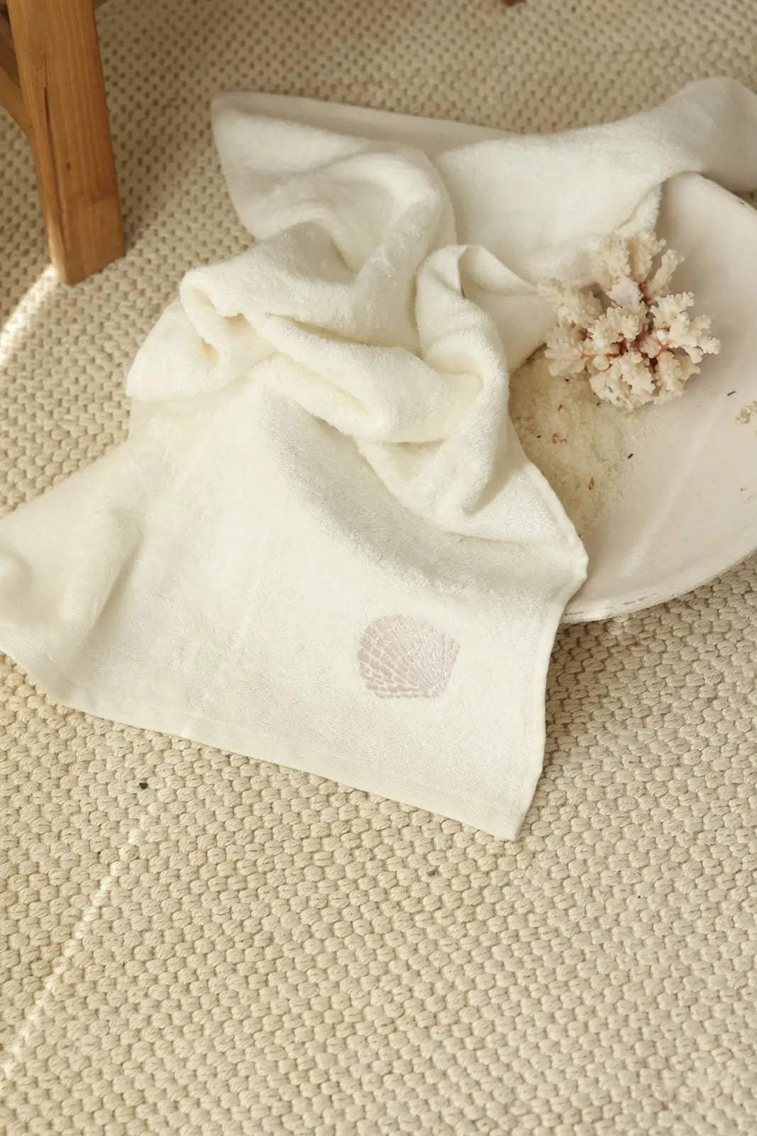 İRYA-Sedef Bambu Nakışlı El Havlusu 50X90 Cm Ekru-Havlu & Havlu Setleri-2-roqelvaxirum.shop