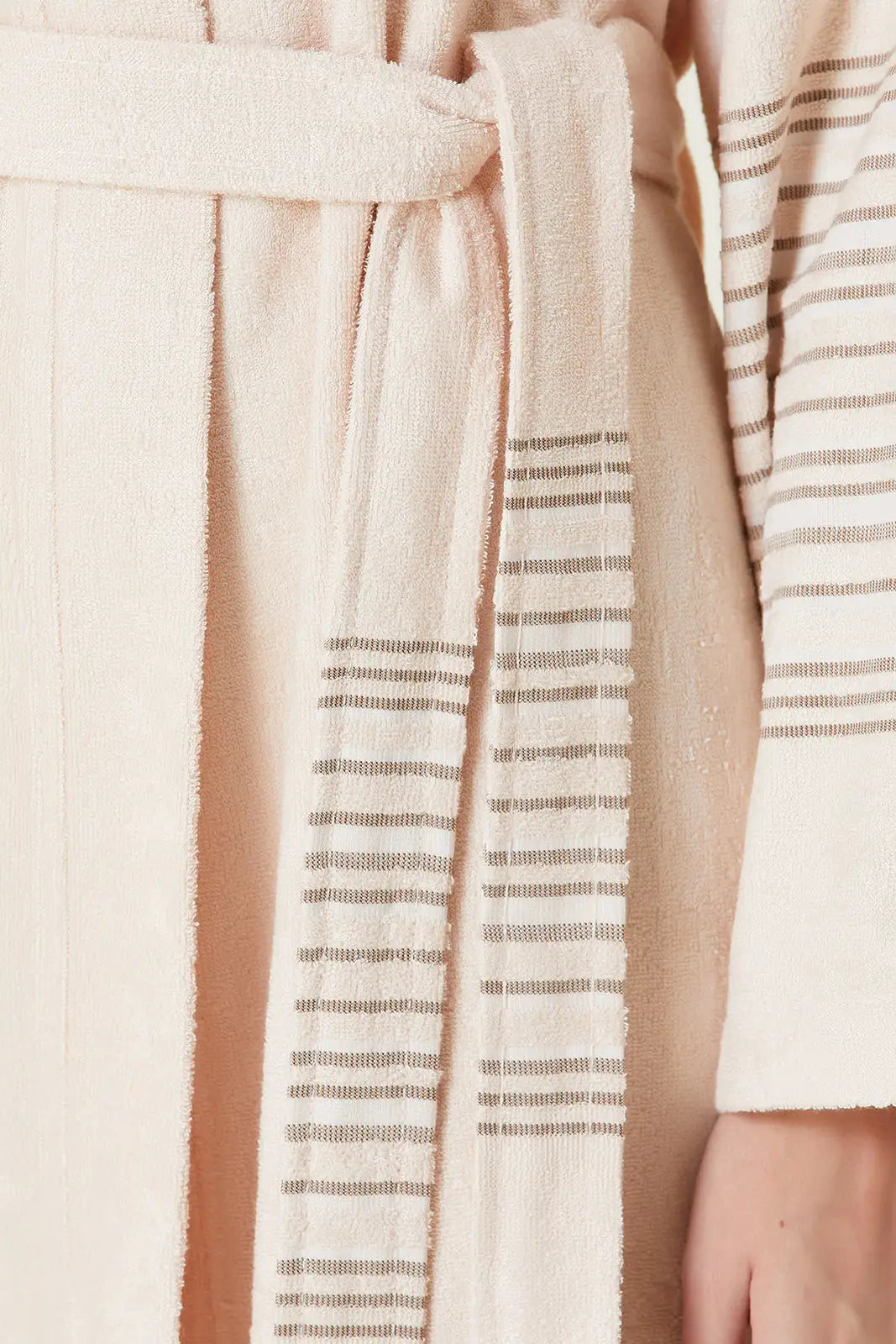 İRYA-Serin Kadın Bornoz-Bornoz-4-roqelvaxirum.shop