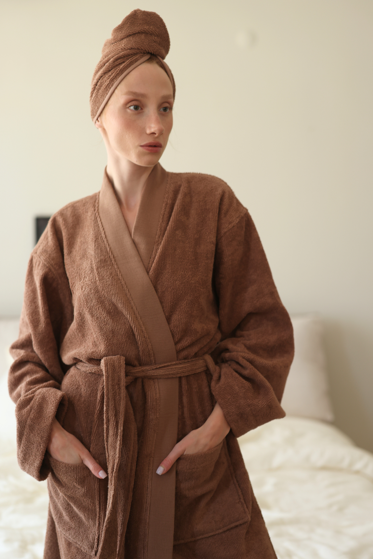 İRYA-Solena Düğmeli Havlu Bone Kahve-Bornoz-2-roqelvaxirum.shop