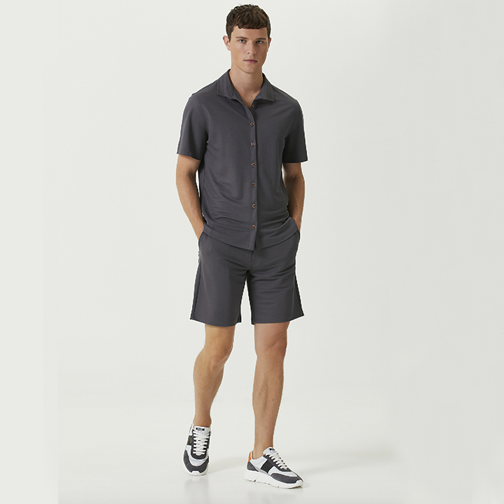Iggy Morris-Leo-Şort-3-roqelvaxirum.shop
