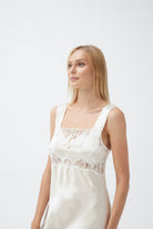 İpek Kıramer-Bellina Silk Chemise Ecru-Gecelik-3-roqelvaxirum.shop