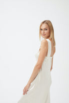 İpek Kıramer-Bellina Silk Chemise Ecru-Gecelik-4-roqelvaxirum.shop