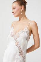 İpek Kıramer-Diamond Silk Long Chemise Ecru-Gecelik-1-roqelvaxirum.shop