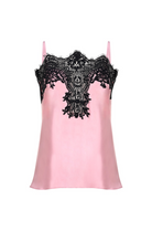 İpek Kıramer-Pink & Black Lace Detailed Camisole-1-roqelvaxirum.shop