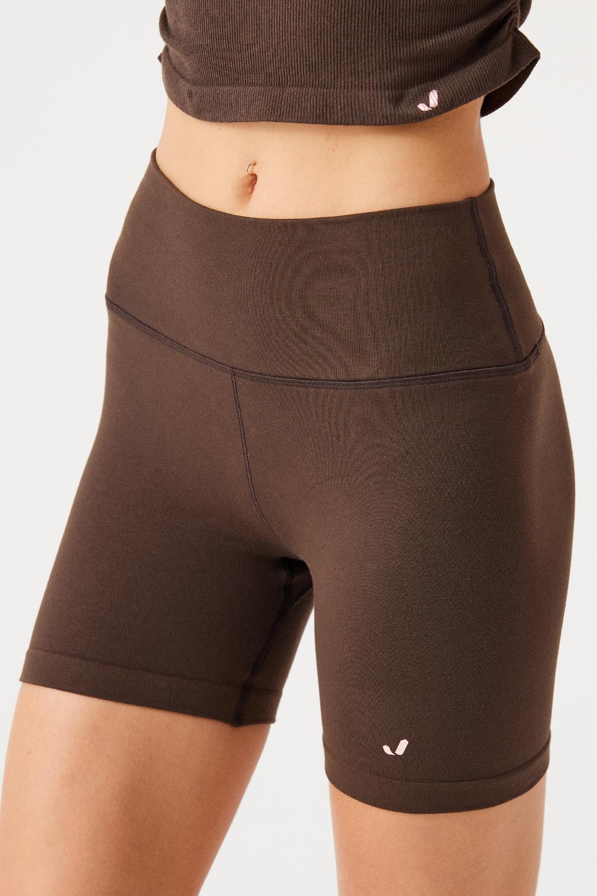 Jerf-Aura 7cm Modal Kısa Şort Koyu Kahve-Tayt-4-roqelvaxirum.shop