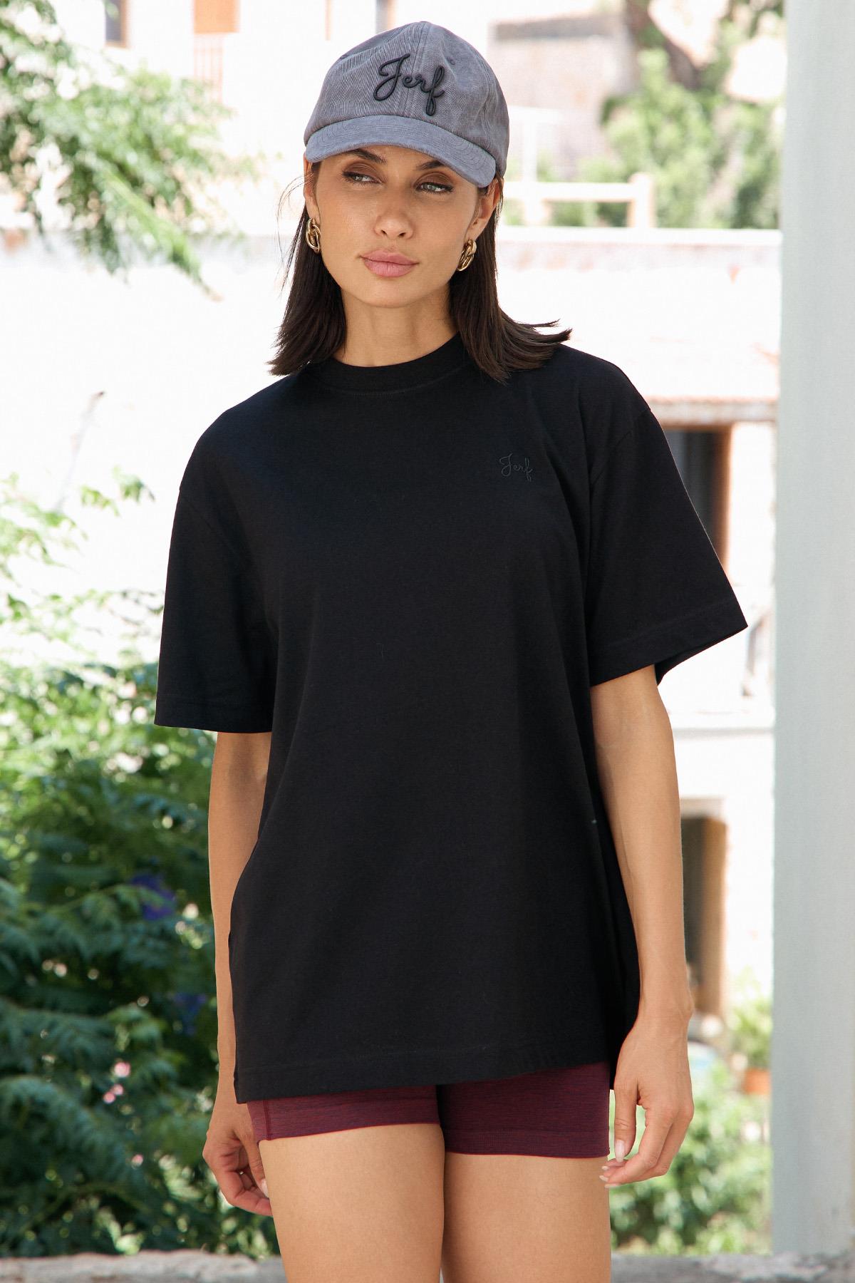 Jerf-Aura Oversize T-Shirt-T-Shirts-1-roqelvaxirum.shop