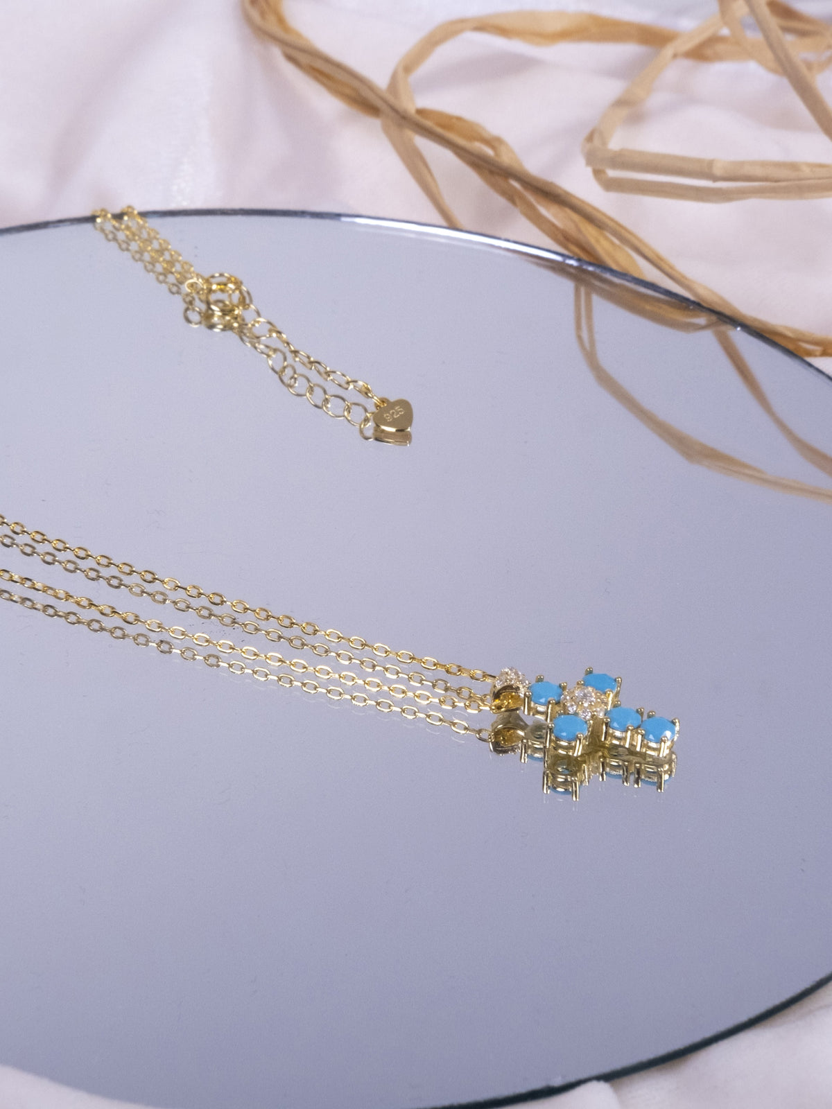 Kimolos-Back Cross 925 Ayar Gümüş Zirkon Taşlı Haç Kolye-1-roqelvaxirum.shop