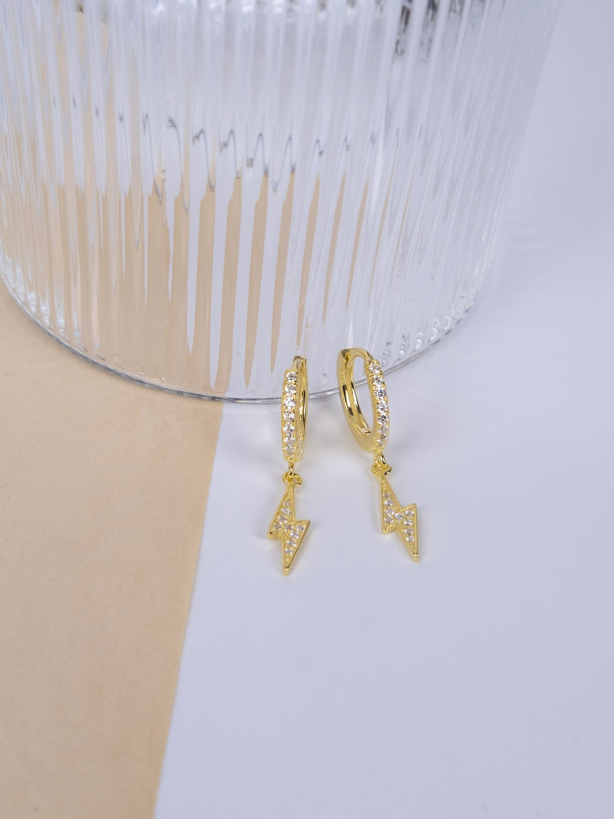 Kimolos-SORUNLU - Lightning 925 Ayar Gümüş Zirkon Taşlı şimşek Küpe-Küpe-2-roqelvaxirum.shop