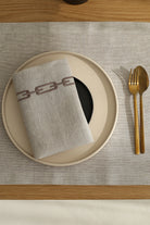 Km Home Collection-2’Li Set Zincir İşlemeli Taş Rengi Peçete-Sunum Aksesuarları-2-roqelvaxirum.shop