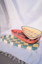 Lily & Loly Ceramics-El Yapımı Seramik Gülen Suratlı, Çizgili, Kareli Modern El Yapımı 3'lü Set Eğlenceli Tabaklar-Tabak & Kase-4-roqelvaxirum.shop