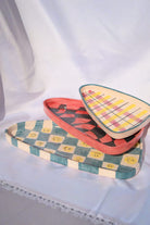 Lily & Loly Ceramics-El Yapımı Seramik Gülen Suratlı, Çizgili, Kareli Modern El Yapımı 3'lü Set Eğlenceli Tabaklar-Tabak & Kase-5-roqelvaxirum.shop