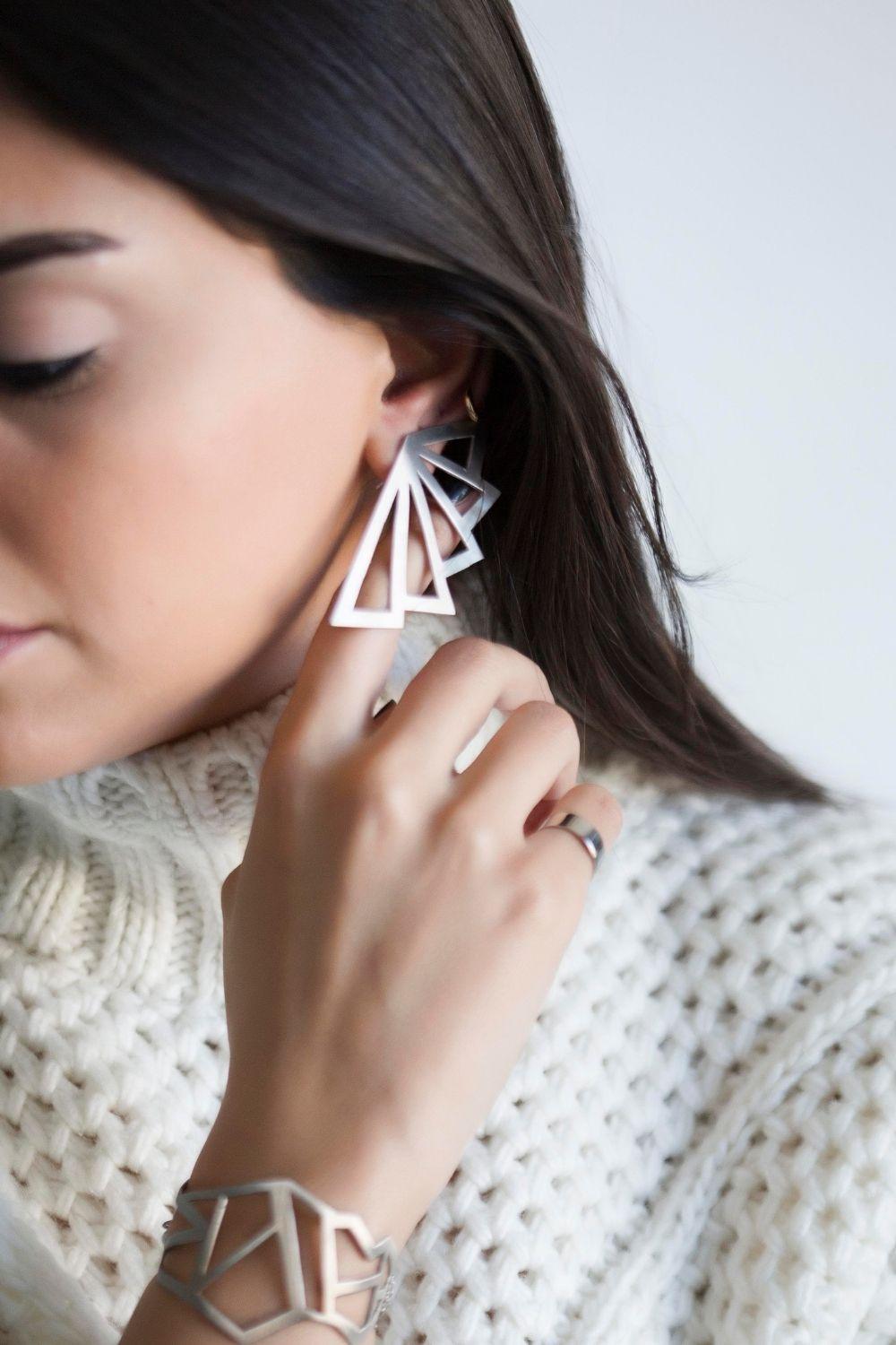 Linya Jewellery-Asimetrik Üçgen Küpe Gümüş-Küpe-2-roqelvaxirum.shop