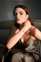 Linya Jewellery-Brey Amorf Mat İncili Kelepçe-Bileklik-4-roqelvaxirum.shop