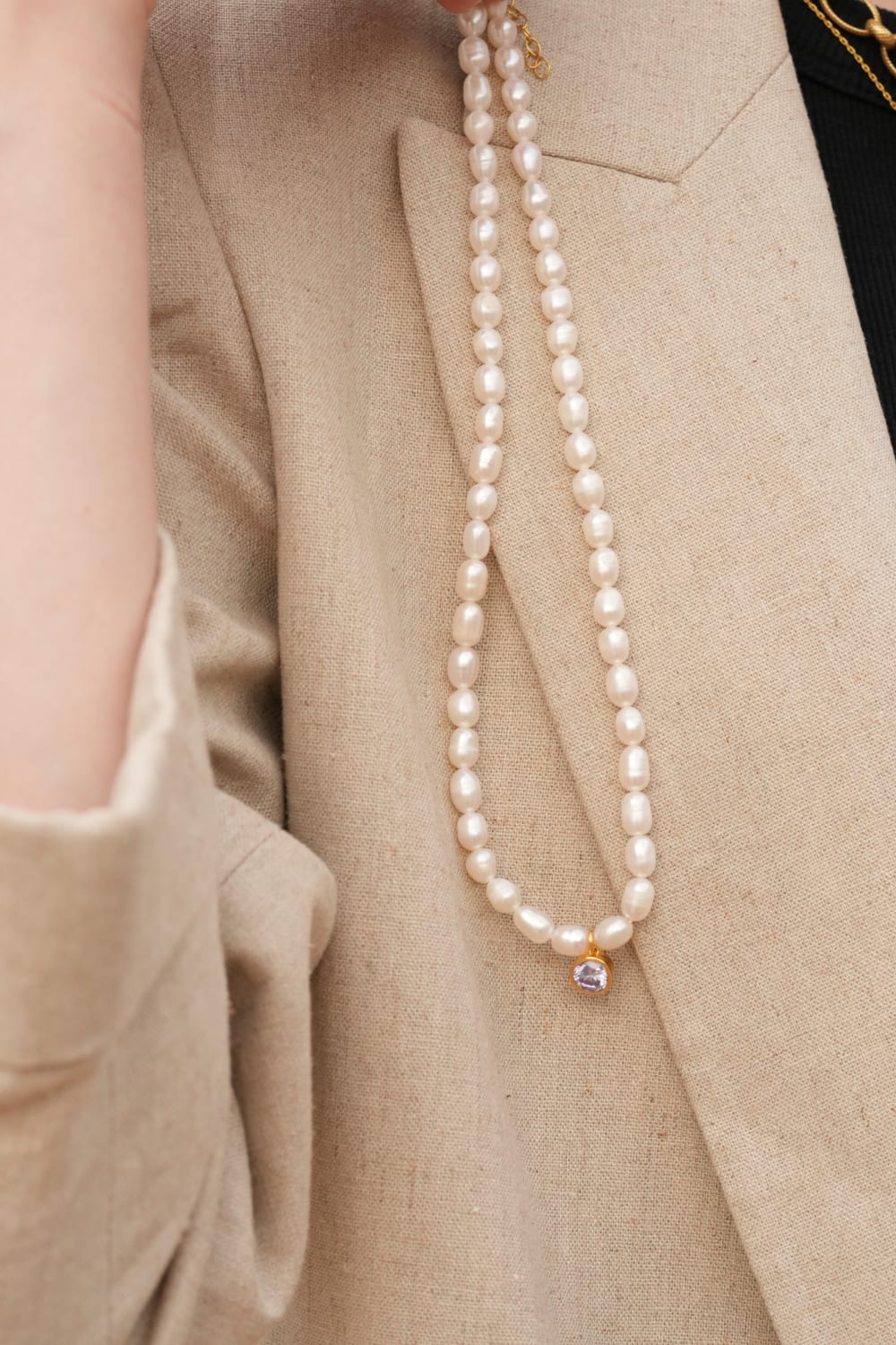Linya Jewellery-Cosmic Büyük İncili Burç Kolye Açık Yeşil-Kolye-3-roqelvaxirum.shop