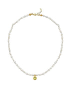 Linya Jewellery-Cosmic Küçük İncili Burç Kolye Sarı-Kolye-1-roqelvaxirum.shop