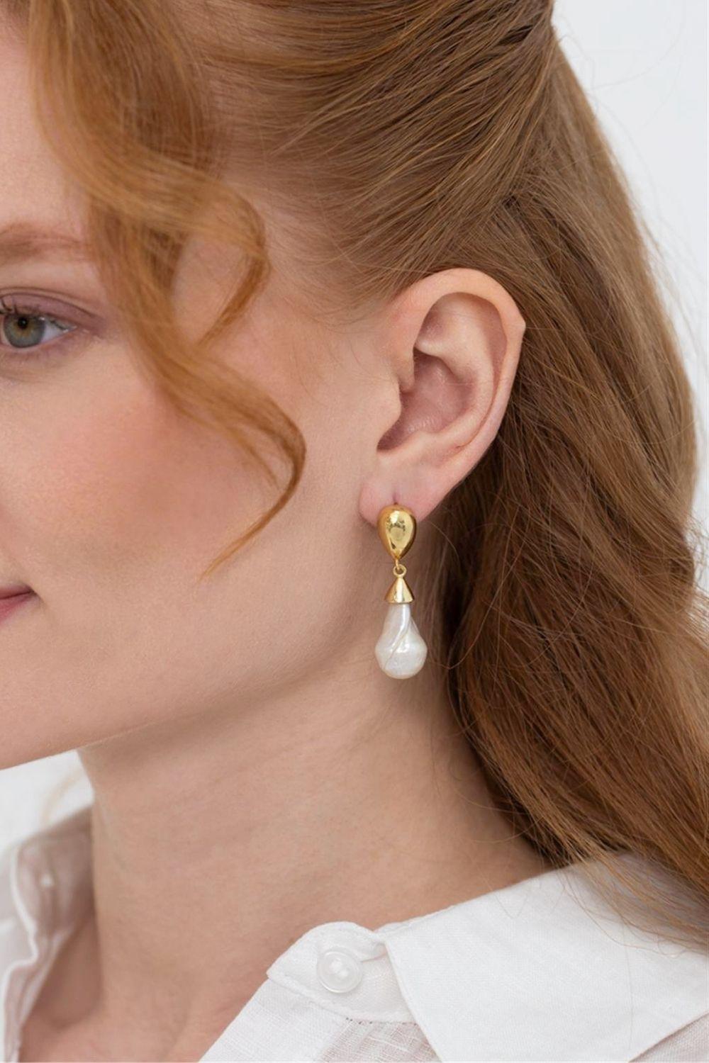 Linya Jewellery-Depi Büyük Barok İnci Küpe-Küpe-3-roqelvaxirum.shop