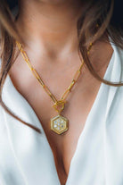 Linya Jewellery-Miyness Baget Madalyon Kolye Gold-Kolye-1-roqelvaxirum.shop