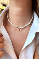 Linya Jewellery-Mono D Harfli İnci Kolye-Kolye-2-roqelvaxirum.shop