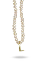 Linya Jewellery-Mono L Harfli İnci Kolye-Kolye-1-roqelvaxirum.shop