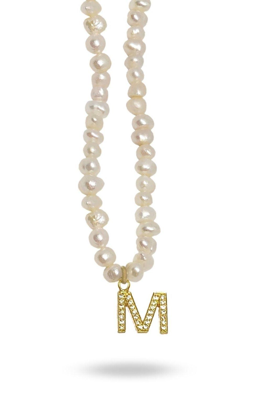 Linya Jewellery-Mono M Harfli İnci Kolye-Kolye-1-roqelvaxirum.shop