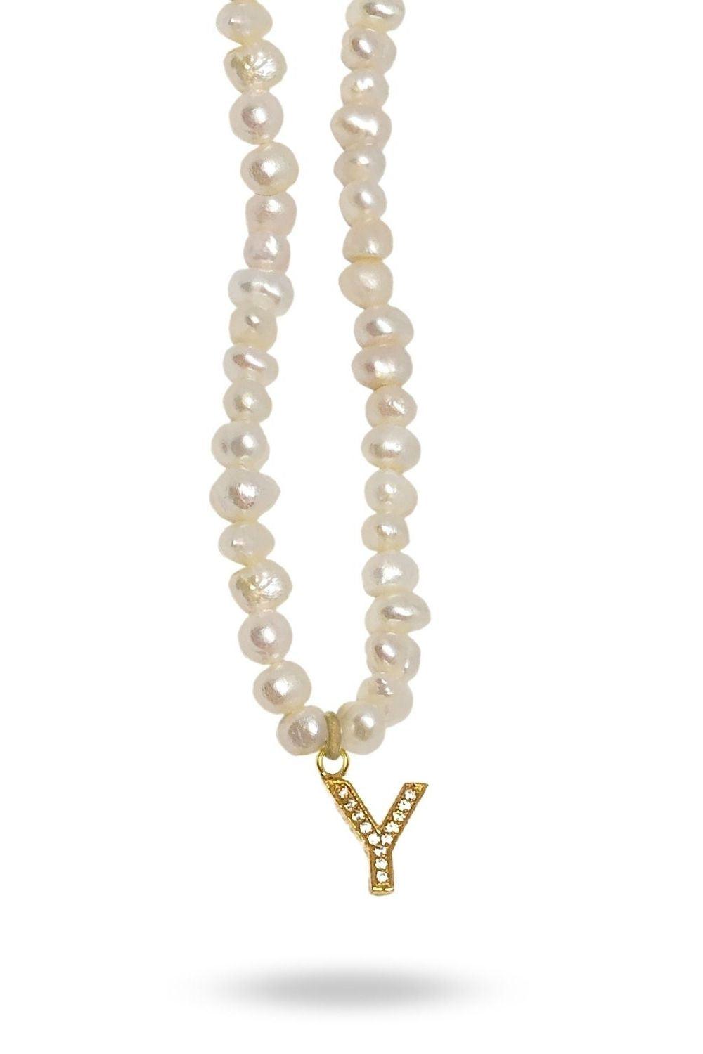 Linya Jewellery-Mono Y Harfli İnci Kolye-Kolye-1-roqelvaxirum.shop