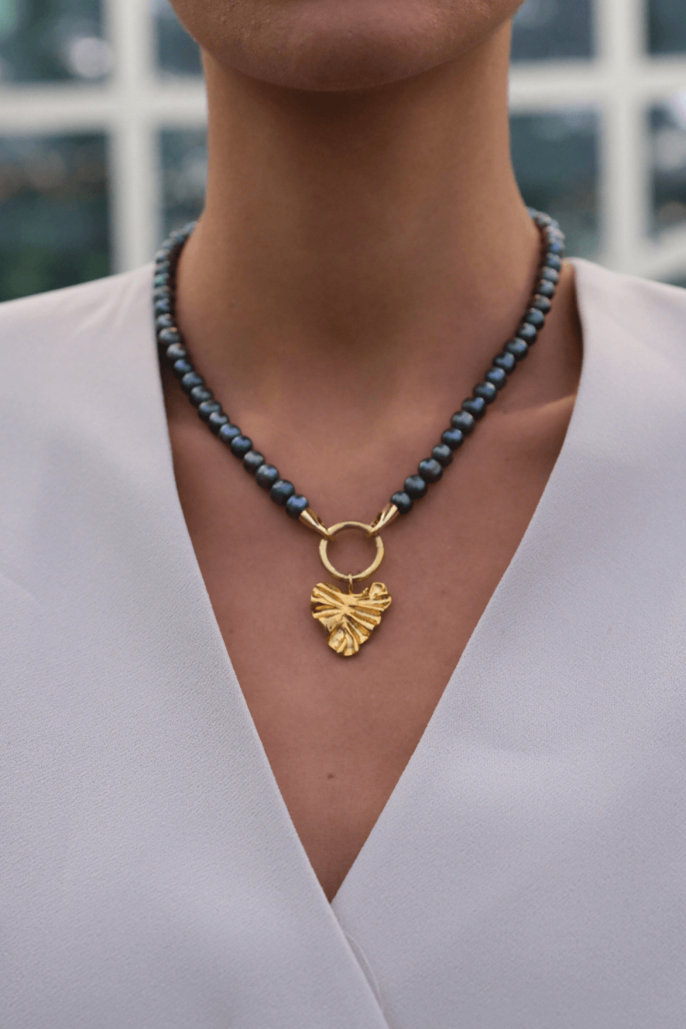 Linya Jewellery-Onos Siyah İncili Kalp Kolye-Kolye-5-roqelvaxirum.shop