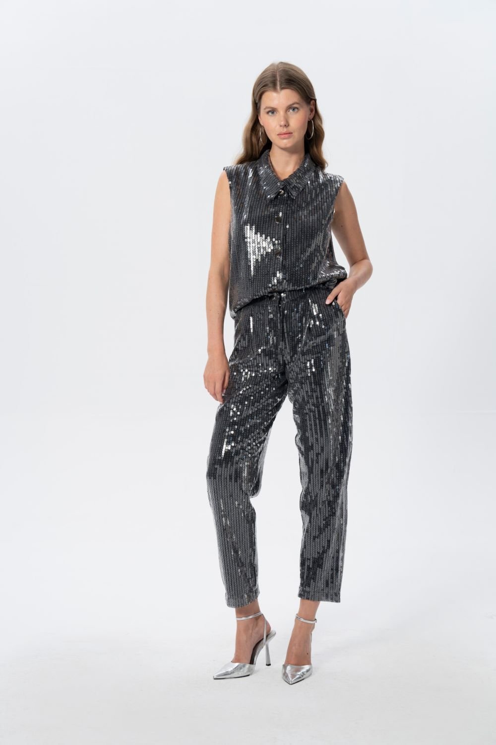 Luna Per Noctes-Hologram-Yelek-1-roqelvaxirum.shop