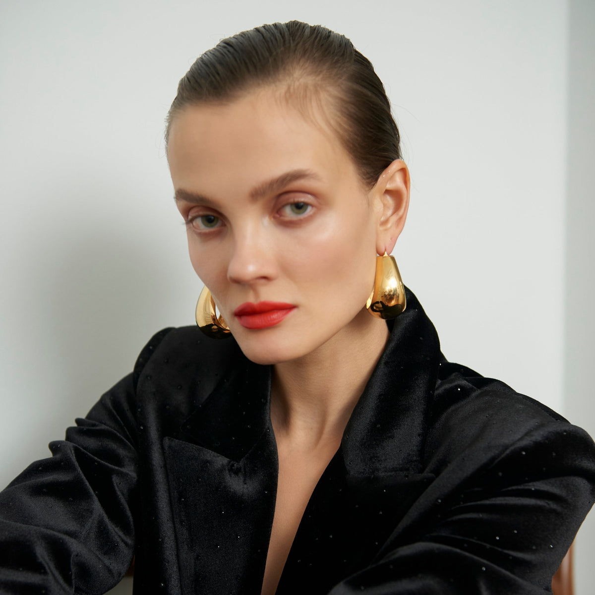 Maison Soula-Adel Hoop Earrings-Earrings-5-roqelvaxirum.shop