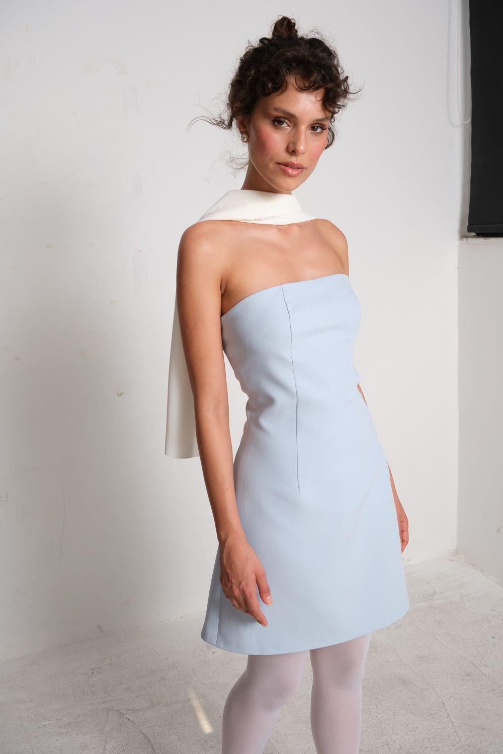 Manshet-Ange Straplez Mini Elbise-Elbise-1-roqelvaxirum.shop