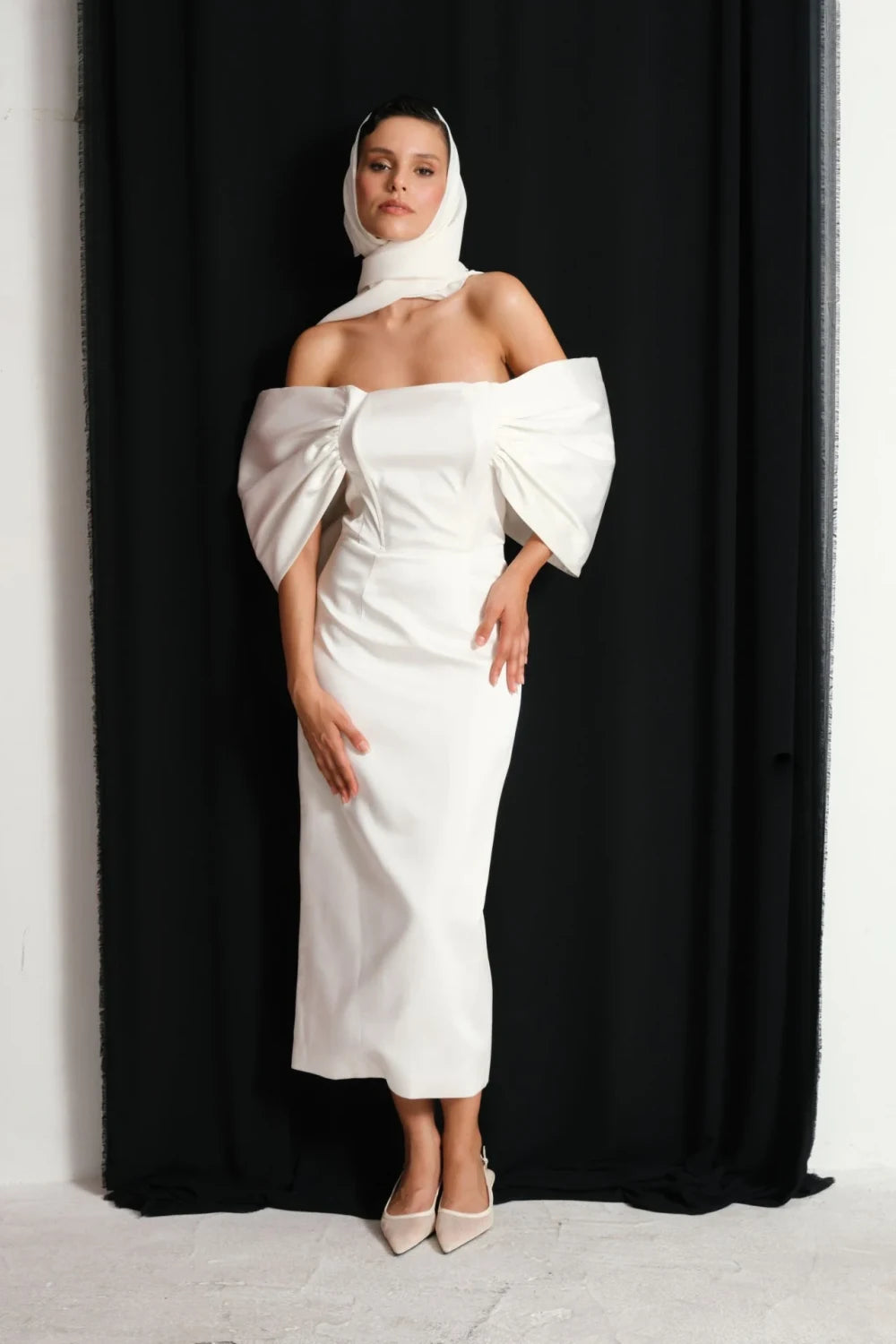 Manshet-Brigitte Straplez Saten Nikah Elbisesi-Elbise-2-roqelvaxirum.shop