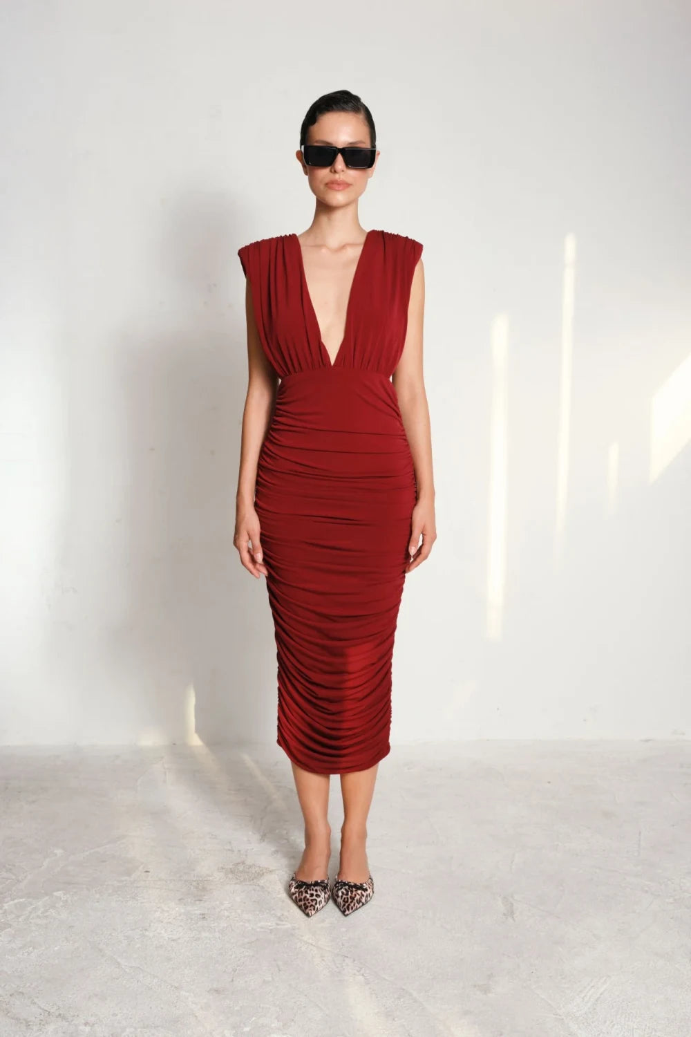 Manshet-Elodie Dekolteli Midi Elbise-Elbise-1-roqelvaxirum.shop