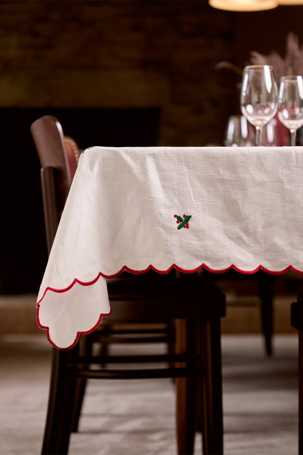 Christmas Holly Masa Örtüsü – 150 × 250 Cm  - 0