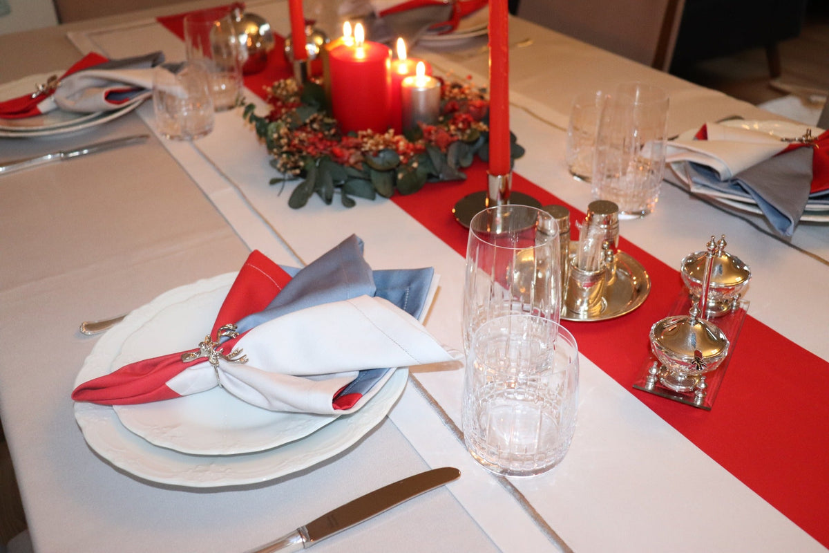 Meja Atelier-Christmas Eve Runner-Sunum Aksesuarları-4-roqelvaxirum.shop