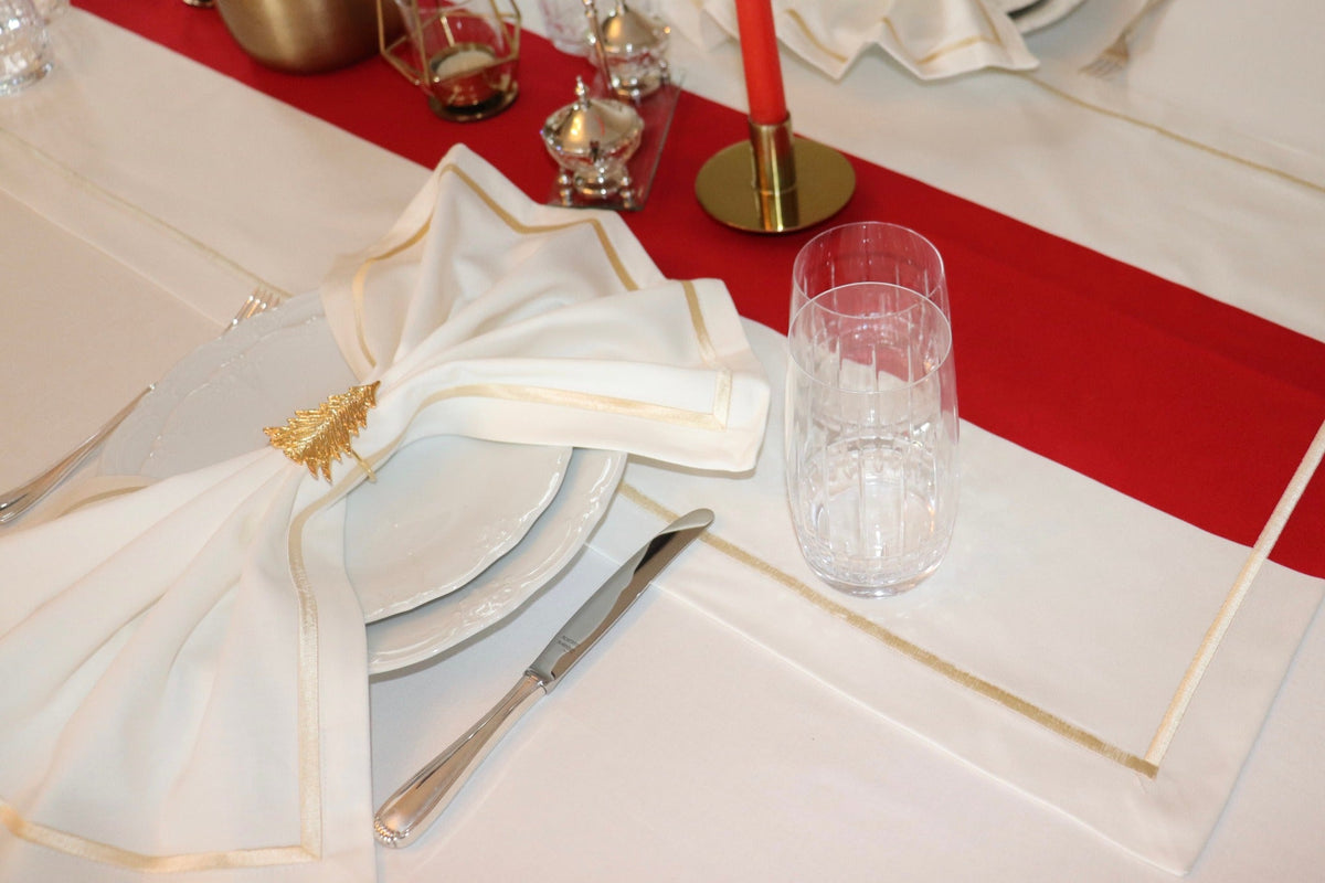 Meja Atelier-Christmas Gloria Runner-Sunum Aksesuarları-5-roqelvaxirum.shop