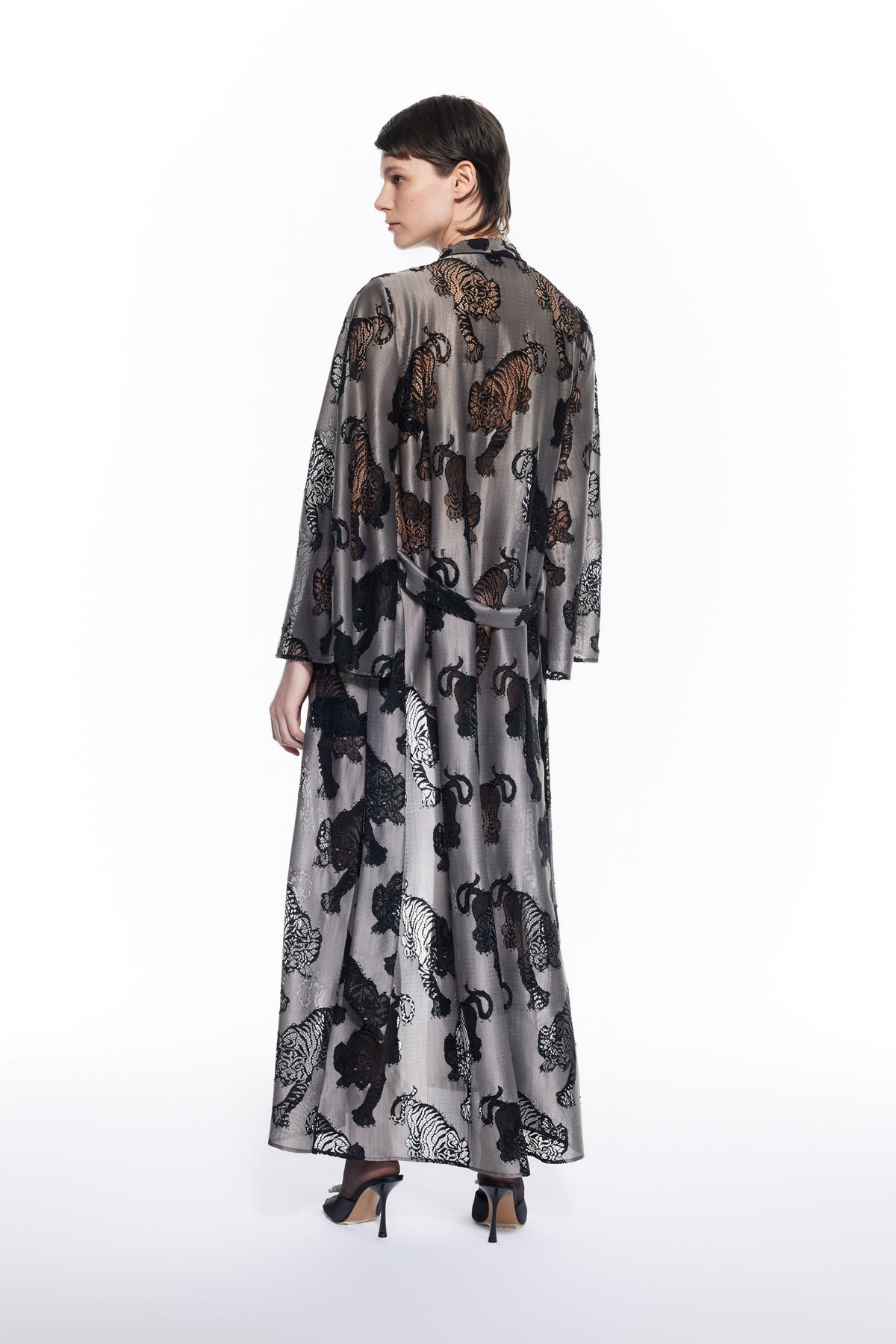 Mers Silk-Exodus Robe-2-roqelvaxirum.shop