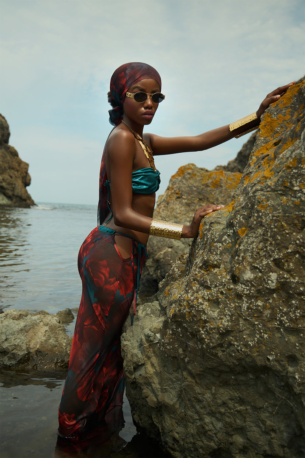 Meyra Avci Studio-Flower Passion-Pareo & Bandana-2-roqelvaxirum.shop