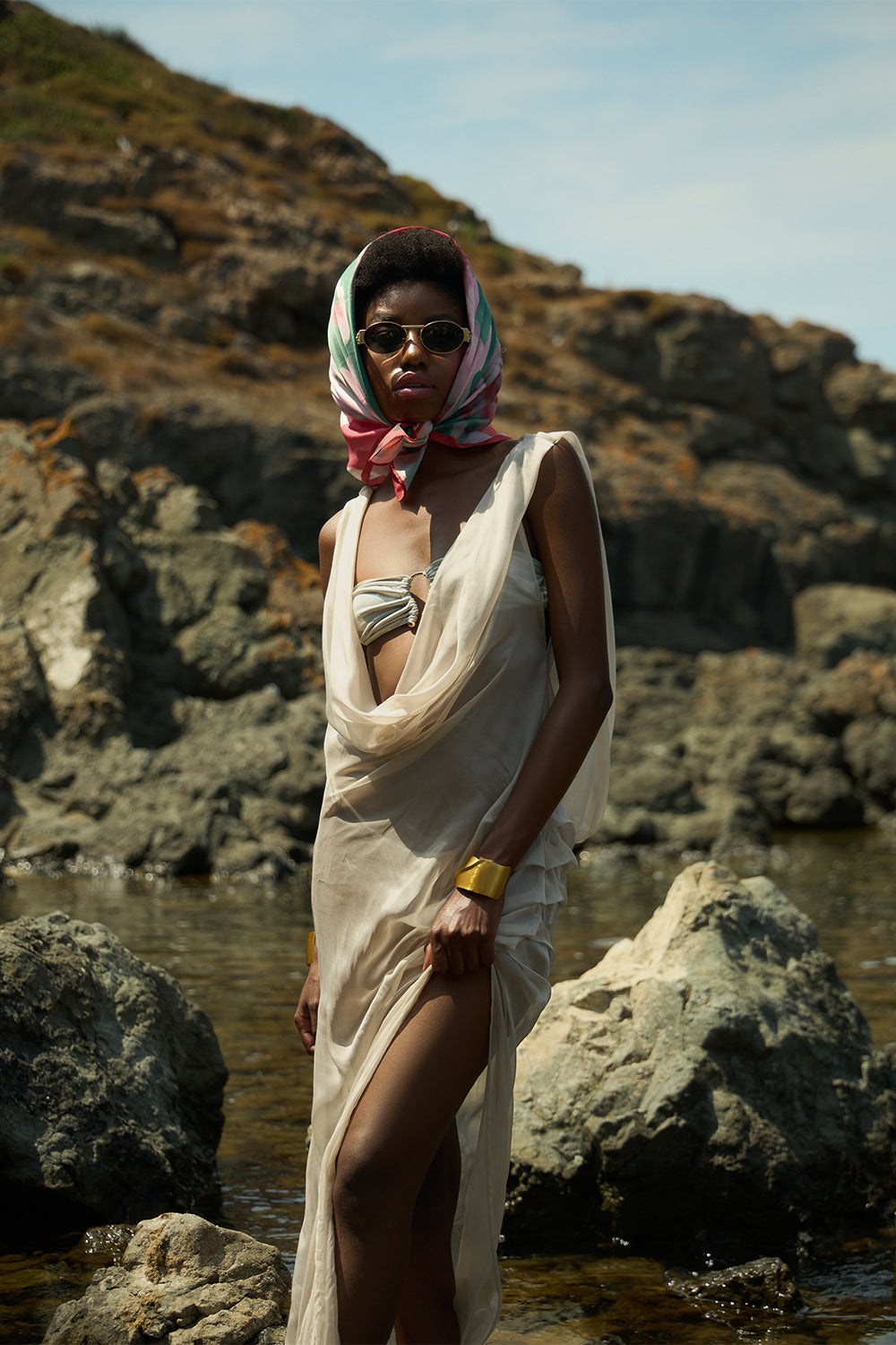 Meyra Avci Studio-Swan Breeze-Pareo & Bandana-1-roqelvaxirum.shop