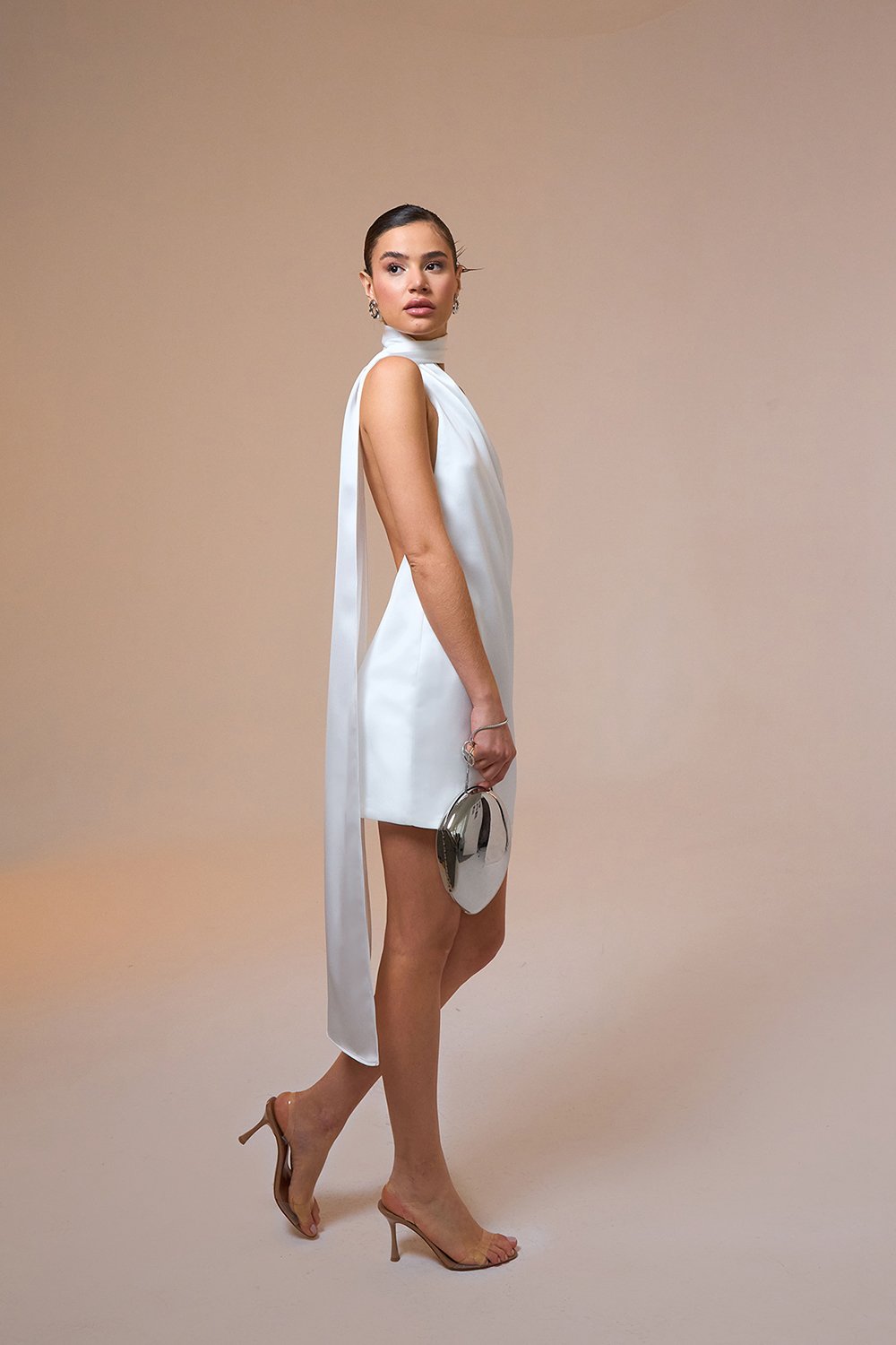 Mozto-Carina Halter Neck Satin Mini Dress-Elbise-5-roqelvaxirum.shop